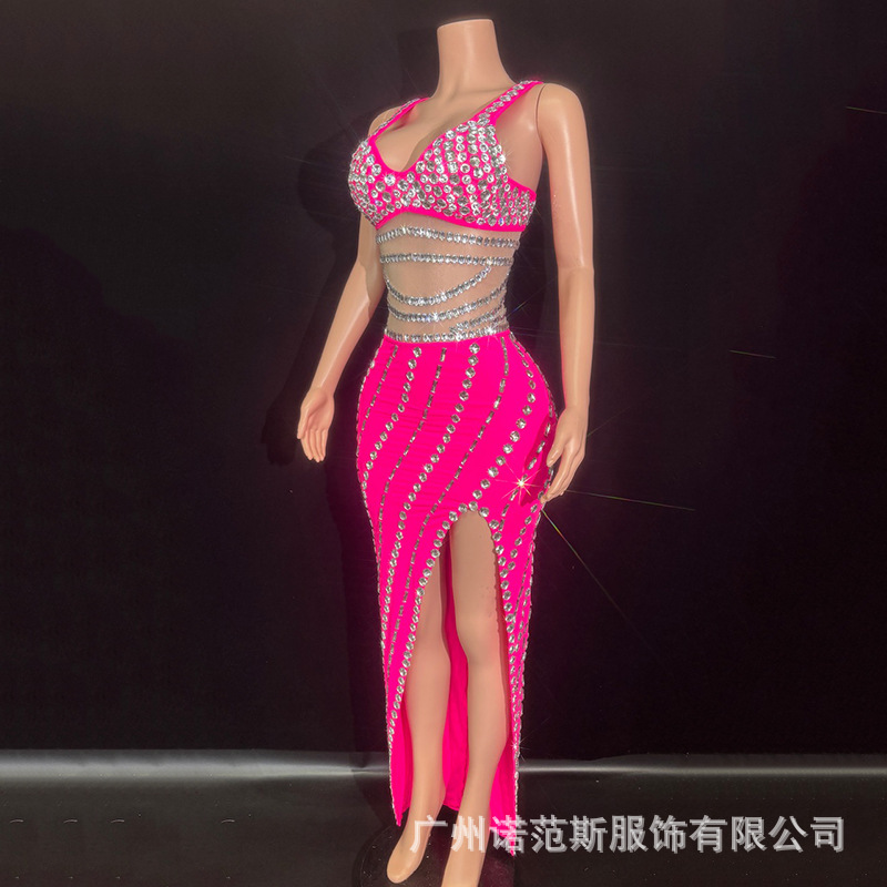 ชุดเดรสหรูหราประดับเพชรระยิบระ - Summer Clothing Resort บทวิจารณ์และราคา