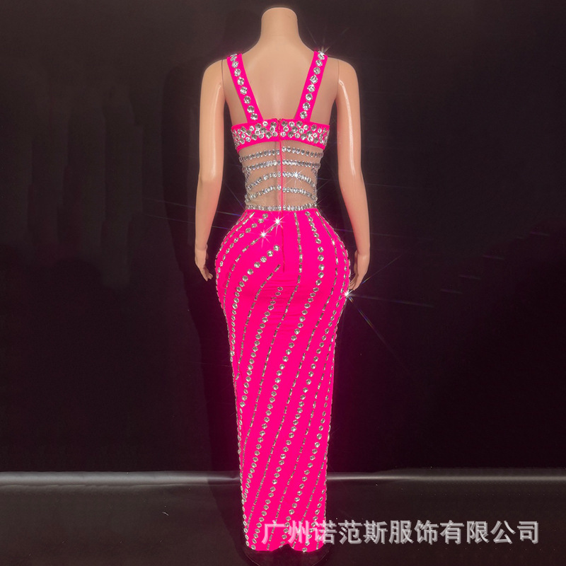 ชุดเดรสหรูหราประดับเพชรระยิบระ - Summer Clothing Resort บทวิจารณ์และราคา